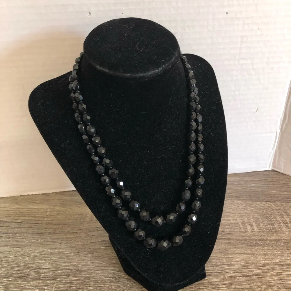 Vtg Black Faceted Glass Beaded Necklace